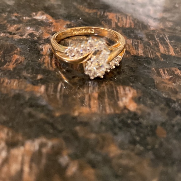 Ring - Picture 3 of 3